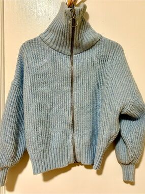 Old Navy Light Blue Ribbed Zip-Up Turtleneck Sweater